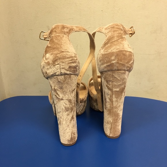 SOLD - Picture 2 of 5